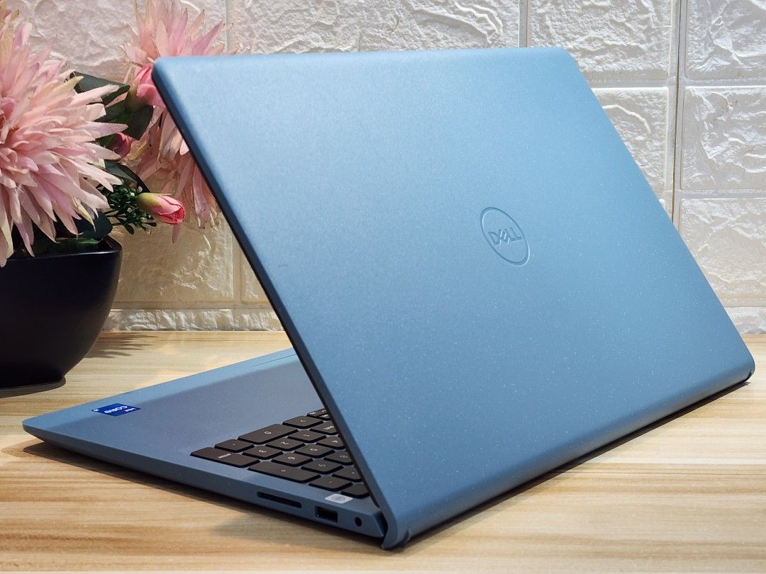 DELL Inspiron 15 3511 16GB 512GB NVMe 15.6" # ДУУССАН